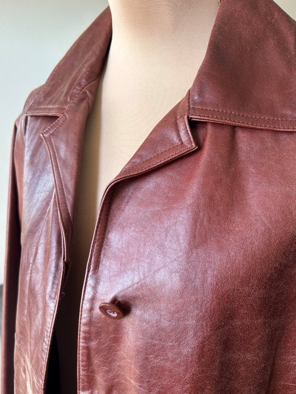EXPRESS Coated Leather Mid-length Coat Rust Brown Size 3/4 EUC - Picture 4 of 9